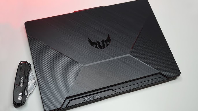 Nên mua Laptop Gaming chính hãng