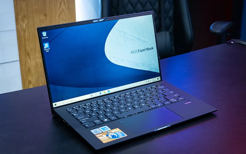 Laptop dung lượng pin lớn