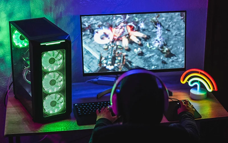 Cấu hình pc gaming chơi LOL