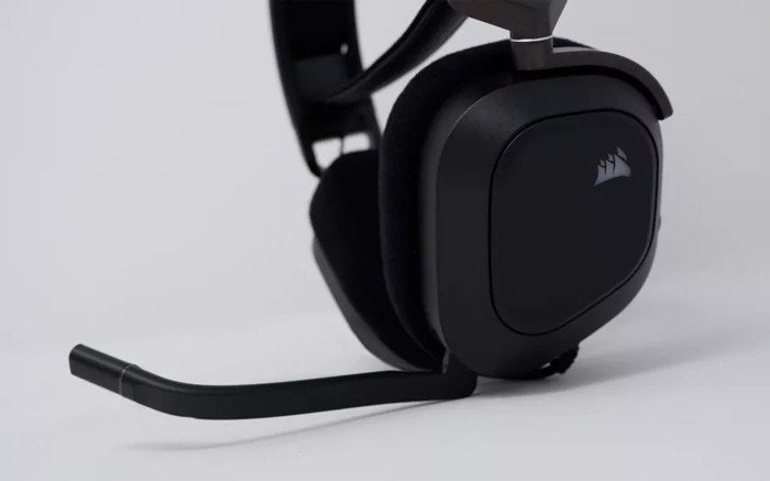 Corsair HS80 RGB