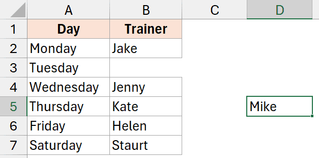 Đi tới bất kỳ ô trống nào trong trang tính