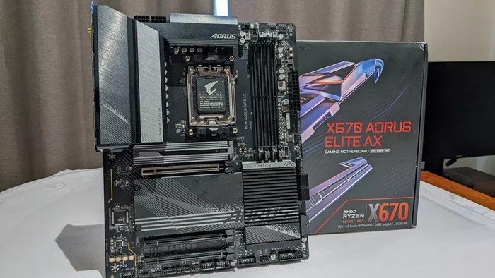 Gigabyte x670 aorus alite ax