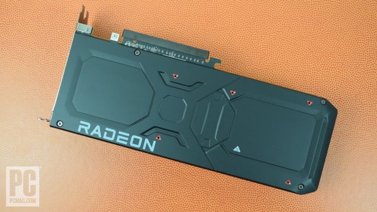 Thiết kế tham chiếu của AMD và FSR